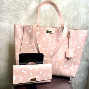 SOLD Kate Spade New York Tote And Matching Wallet